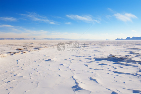 辽阔的雪地风景图片