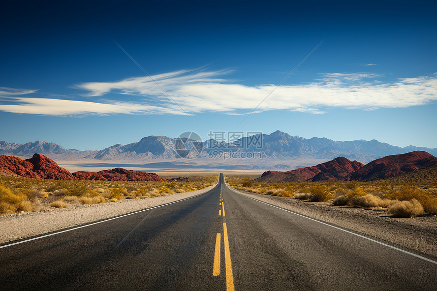 高原公路的美丽景观图片