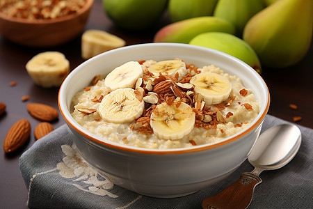 营养健康的香蕉燕麦粥图片