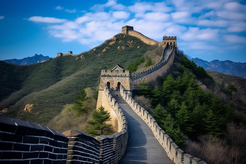 《城墙上的符文》：当千年文明在涂鸦中哭泣，我们该如何守护文化根脉？