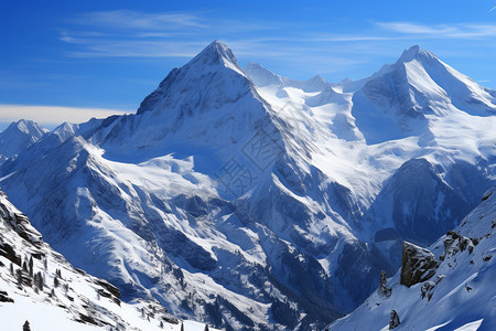 冬季壮观的雪山景观图片