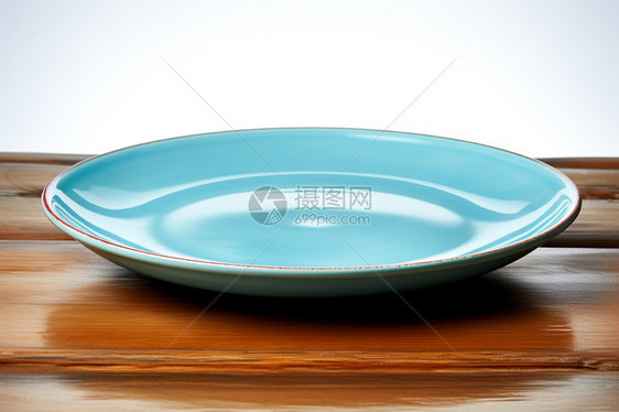 简约的陶瓷盘子图片