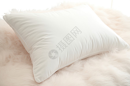 羽绒枕头蓬松的白色枕头背景