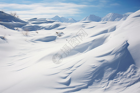 白色的雪山图片