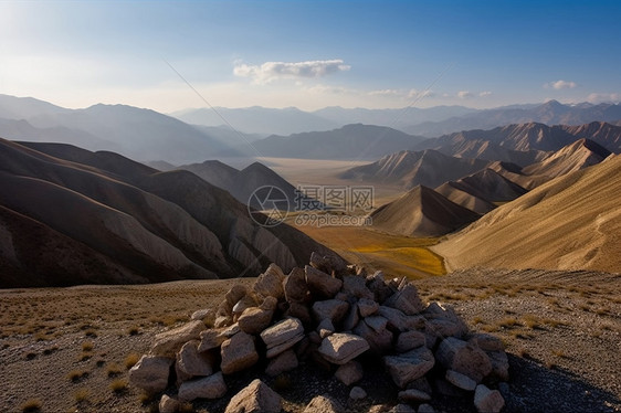 帕米尔山脉的风景图片