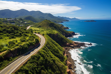 开车旅行美丽的海洋公路背景