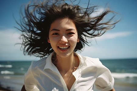 头发飞起的女人图片