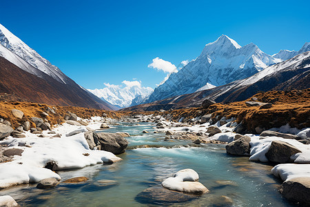 山下的风景图片