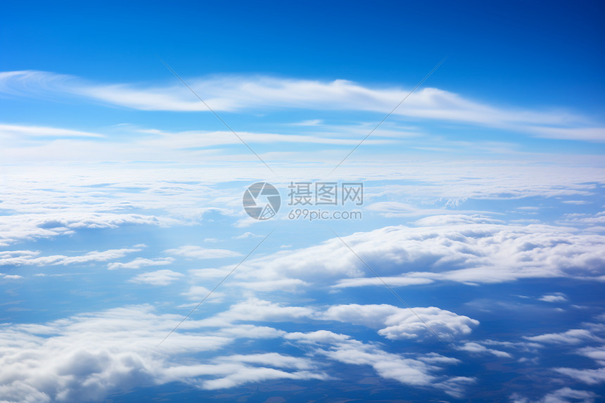 白云上的蓝天图片
