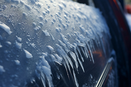 被冰雪覆盖的车窗图片