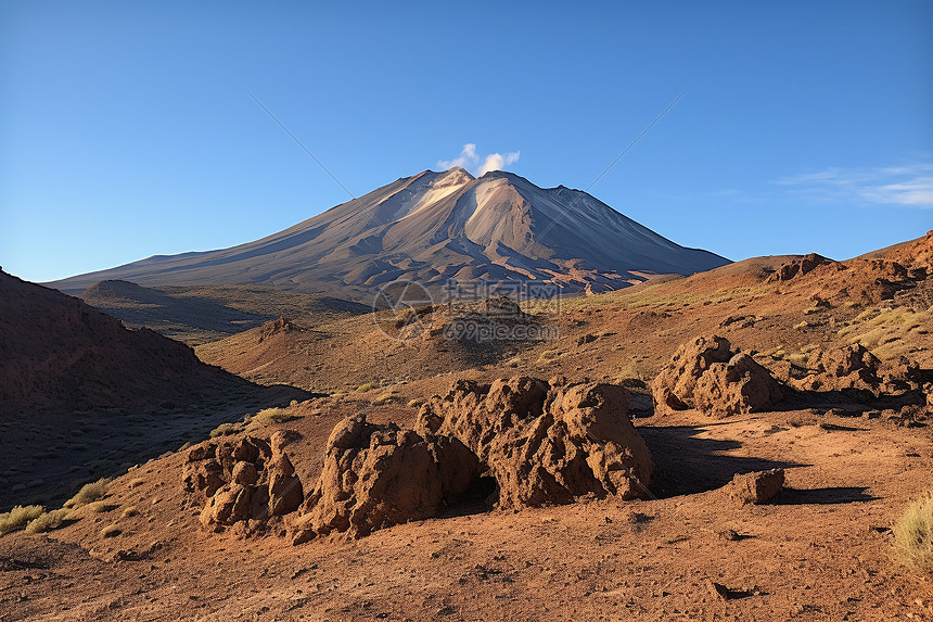 火山尖顶图片