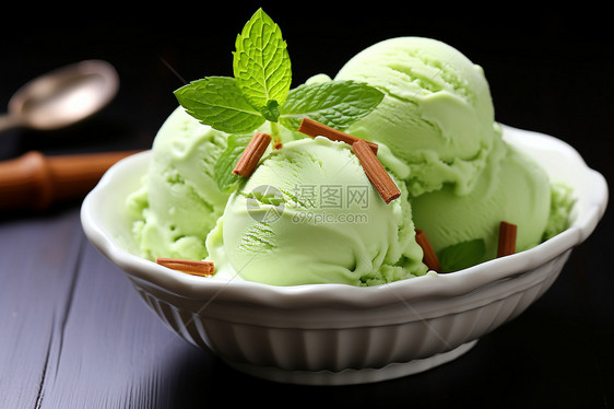 美味薄荷冰淇淋图片