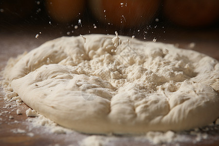 制作面包的面团图片
