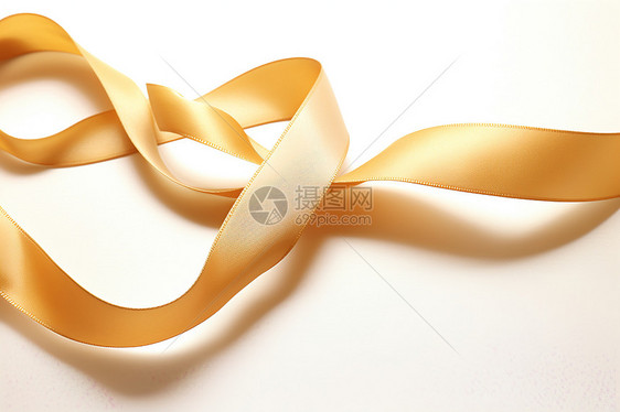 仪式感的礼物金色丝带图片