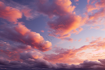 天空中的彩色云朵图片