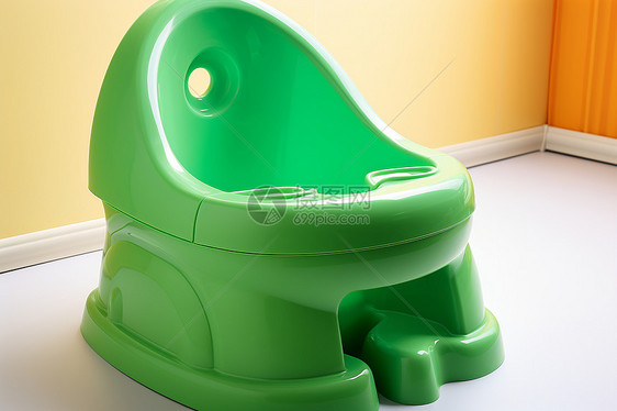 绿色的塑料椅子图片