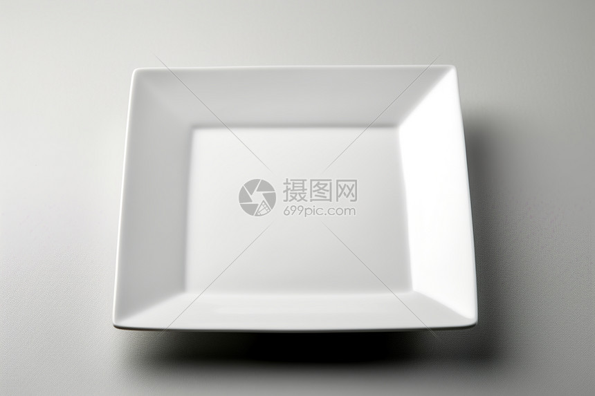 简约白瓷的方盘餐具图片