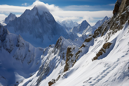 壮丽的雪山图片