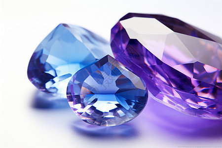 蓝紫色宝石图片