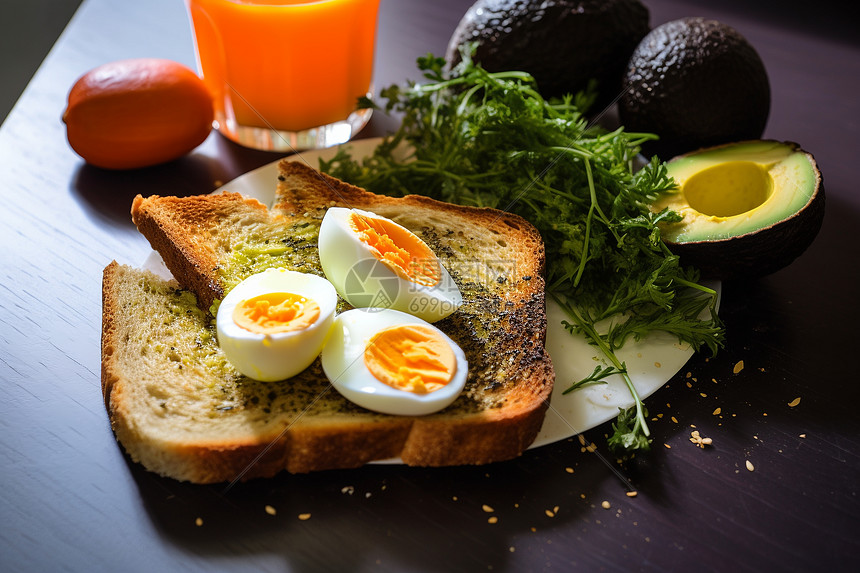 健康的面包和鸡蛋图片