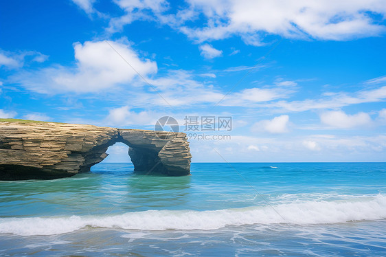 大海和岩石的自然风景图片