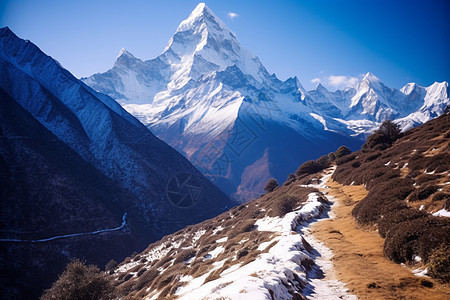 美丽的雪山图片