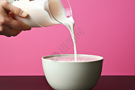 健康浓郁的牛奶图片