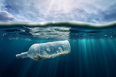 海洋中漂浮的瓶子图片