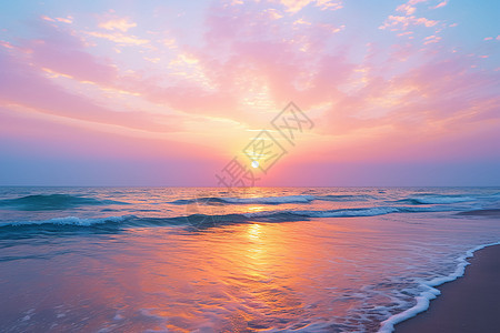 夕阳洒在海面上图片
