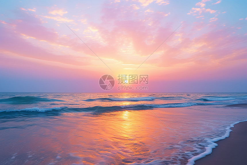 夕阳洒在海面上图片