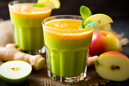 健康饮品绿色果蔬汁图片
