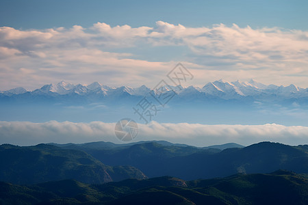 连绵群山群山云海背景