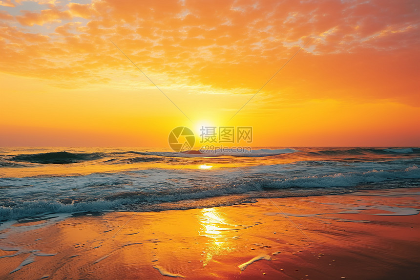 沙滩上看海上日落图片