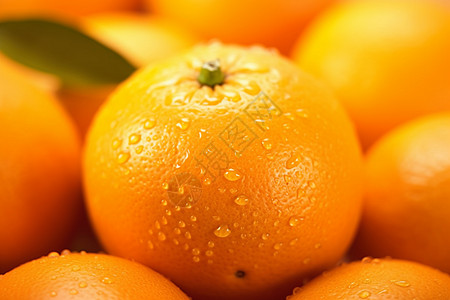 水滴落在橙子上图片