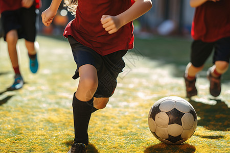 足球教育少年足球队尽情奔跑的草坪上背景
