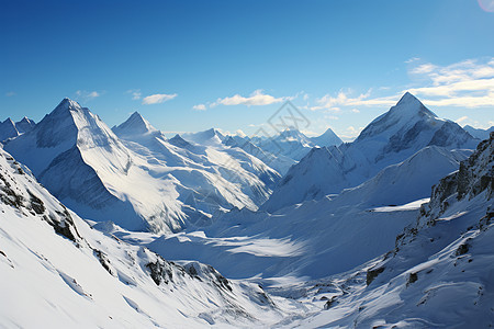 冰雪皑皑的雪山图片