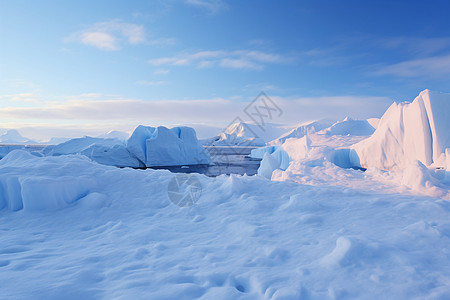 冰雪中的景色背景图片
