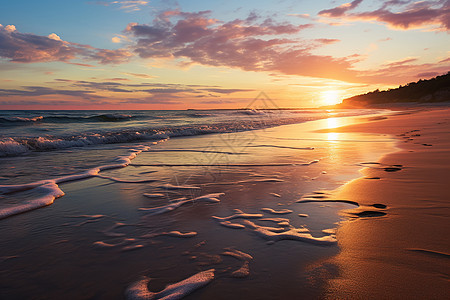 黄昏落日下的海滩图片