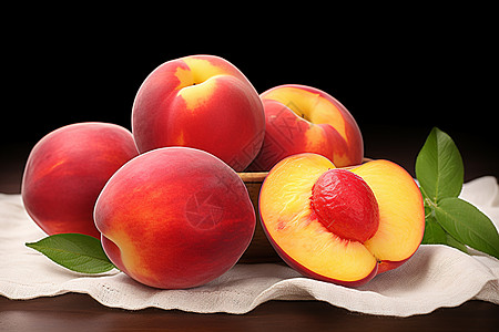 成熟的水果桃子图片