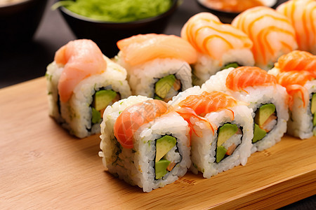 美味的鱼肉寿司图片