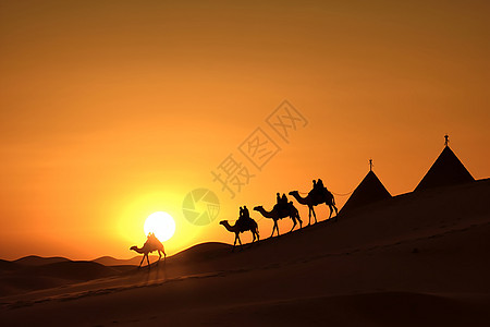 日落时分的埃及沙漠景观图片