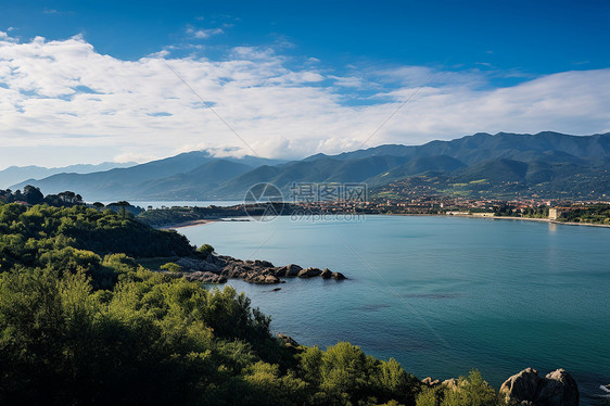 美丽的山川湖泊景观图片