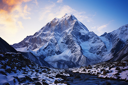 美丽的雪山景观背景图片