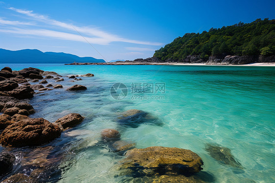 碧蓝海岸图片