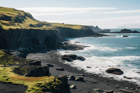 北欧岩崖上的风景图片