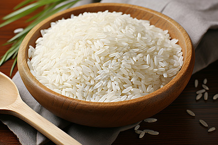 木碗里的大米背景图片