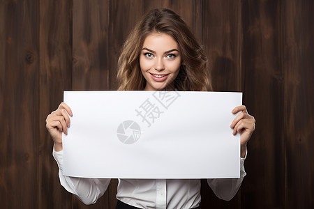 手举白纸的商务女士背景图片