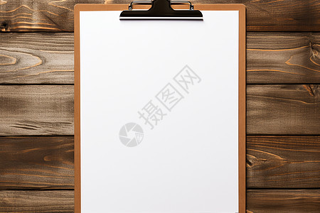 木板上的空白纸张背景图片