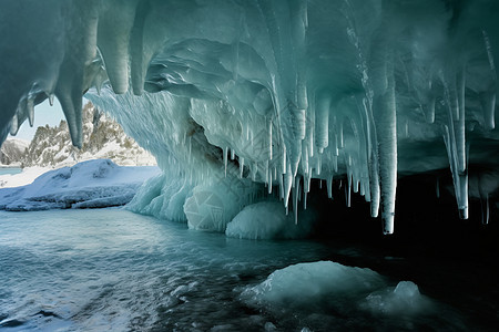 洞穴冰柱图片