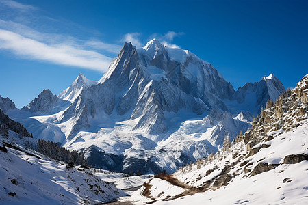 积雪冰雪皑皑的山脉连绵背景